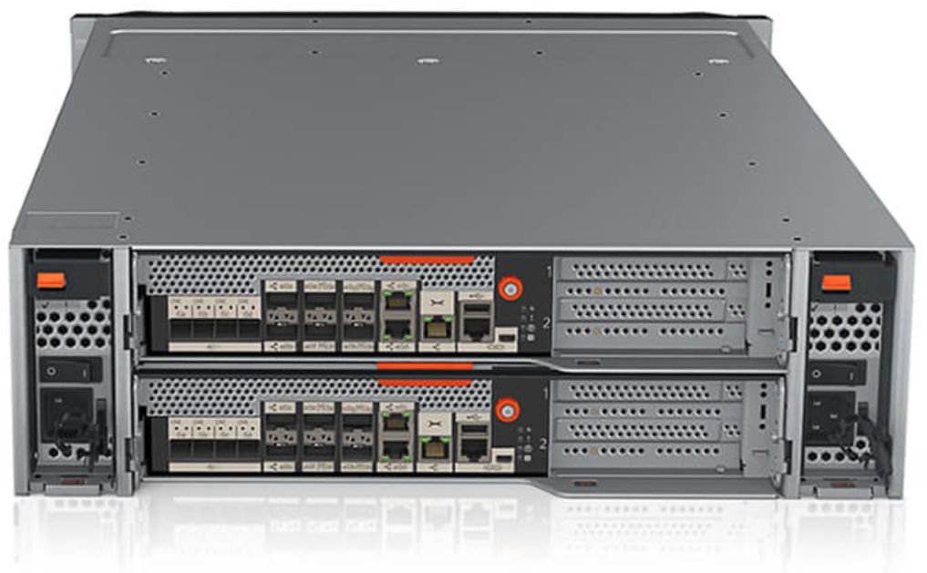 Lenovo DM7000H вид сзади