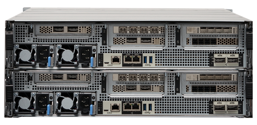 Вид задней панелей AFF A800